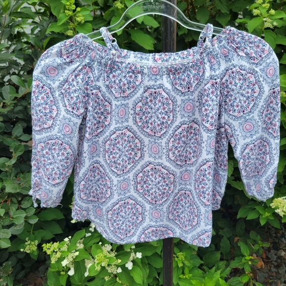 Epic Threads cold shoulder blue pink floral pattern smocked top Medium - Picture 3 of 9